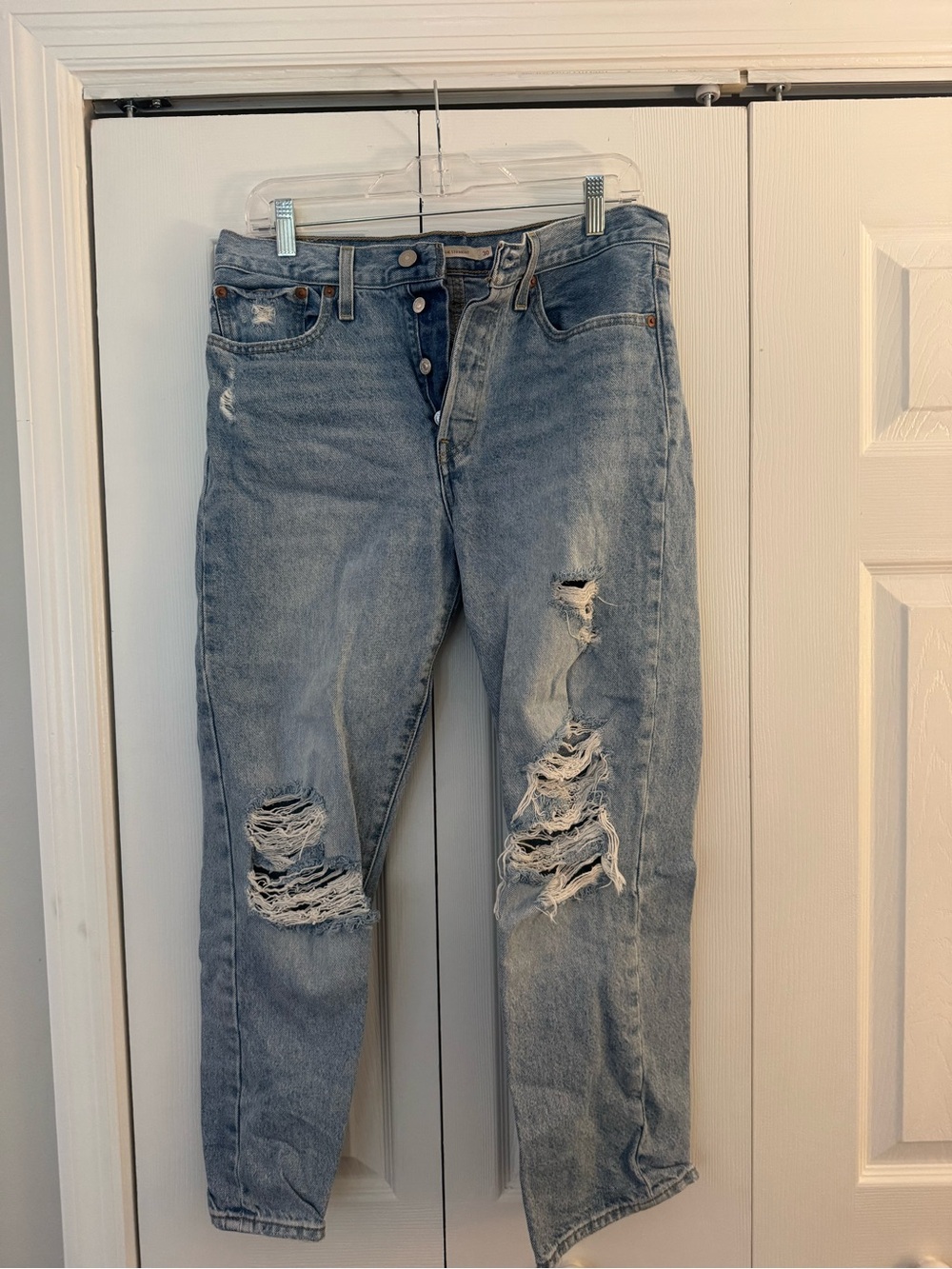 Levi's Light Blue Ripped Cropped Women's Jeans